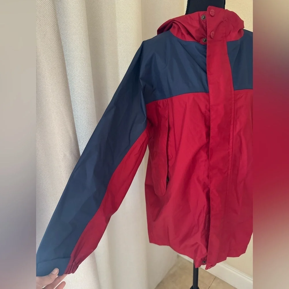 L.L. Bean Trail Model Rain Jacket Youth XL 18 Hooded Windbreaker Outdoor Coat